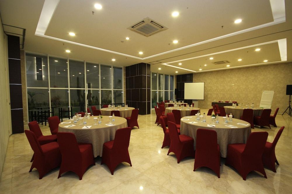Atlantic City Hotel Bandung Zewnętrze zdjęcie