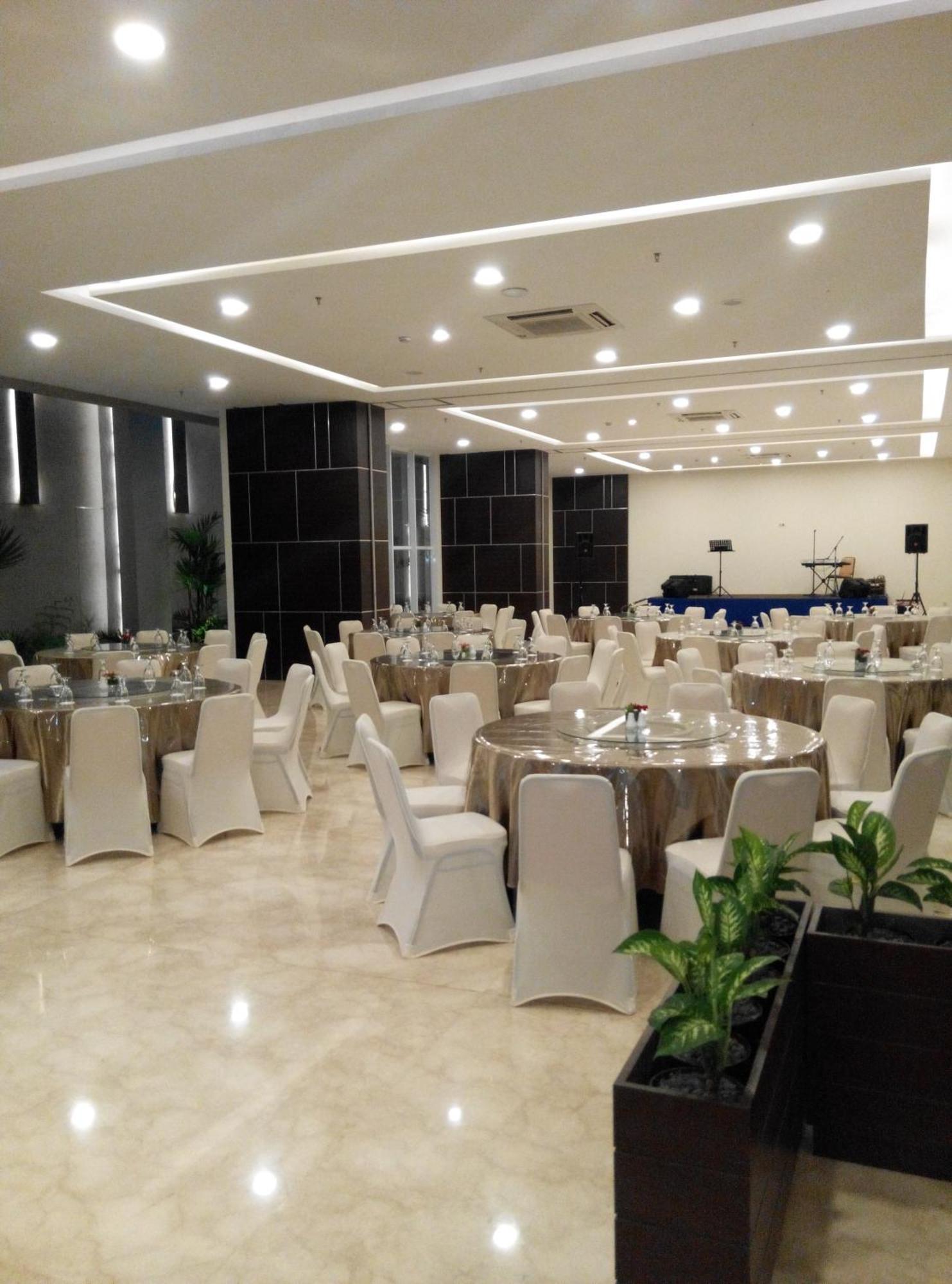 Atlantic City Hotel Bandung Zewnętrze zdjęcie