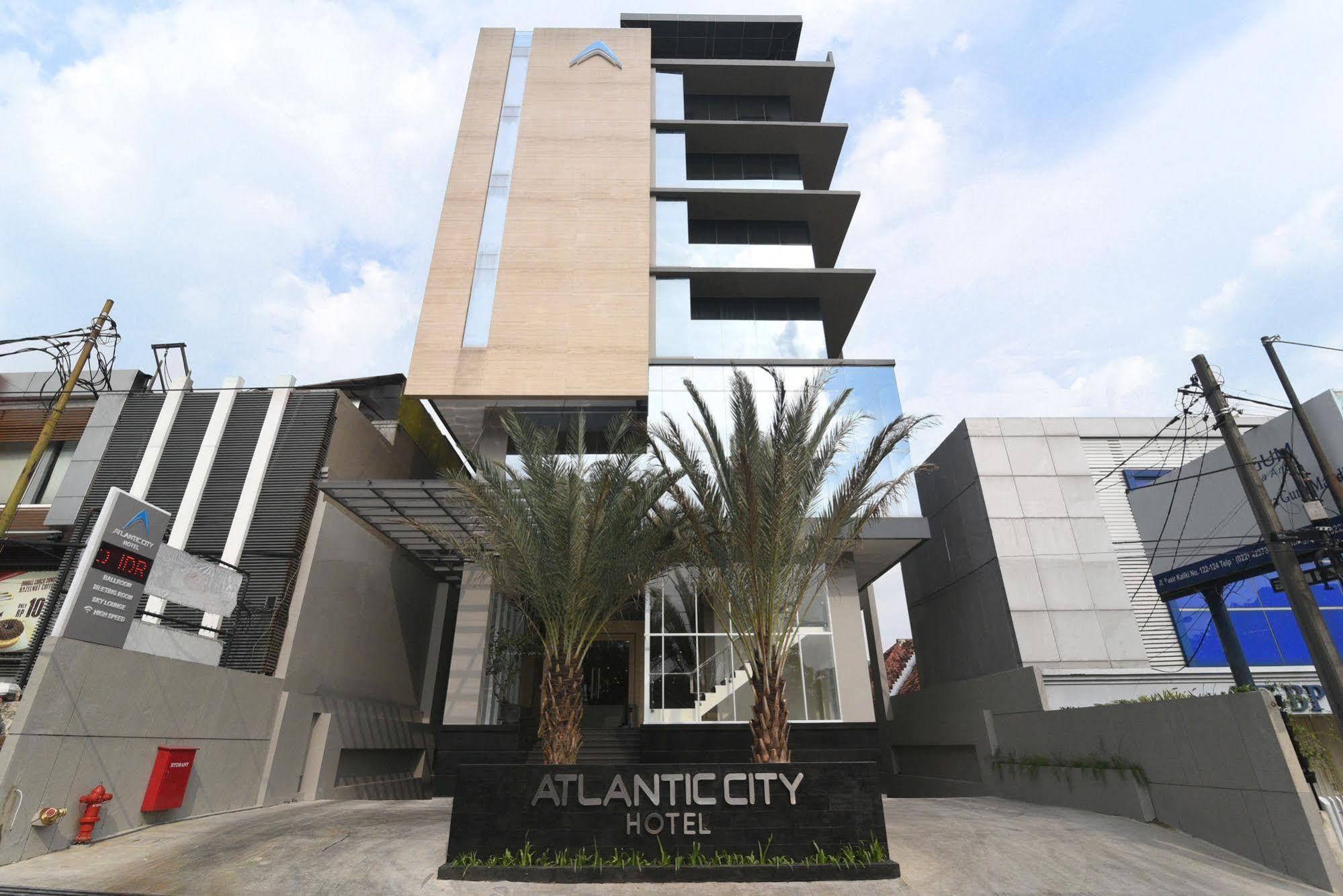 Atlantic City Hotel Bandung Zewnętrze zdjęcie